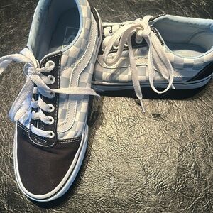 Vans checkered Womens 7.5 worn 1 time